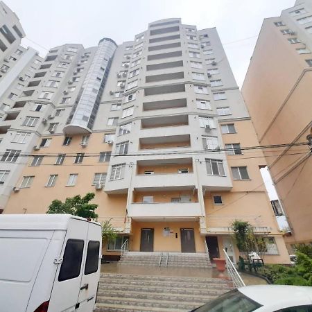 Bright Central Apartment Chisinau Ngoại thất bức ảnh